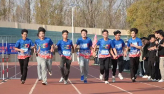 潍坊工商职业学院2025年“东坡”校园马拉松比赛盛大开赛